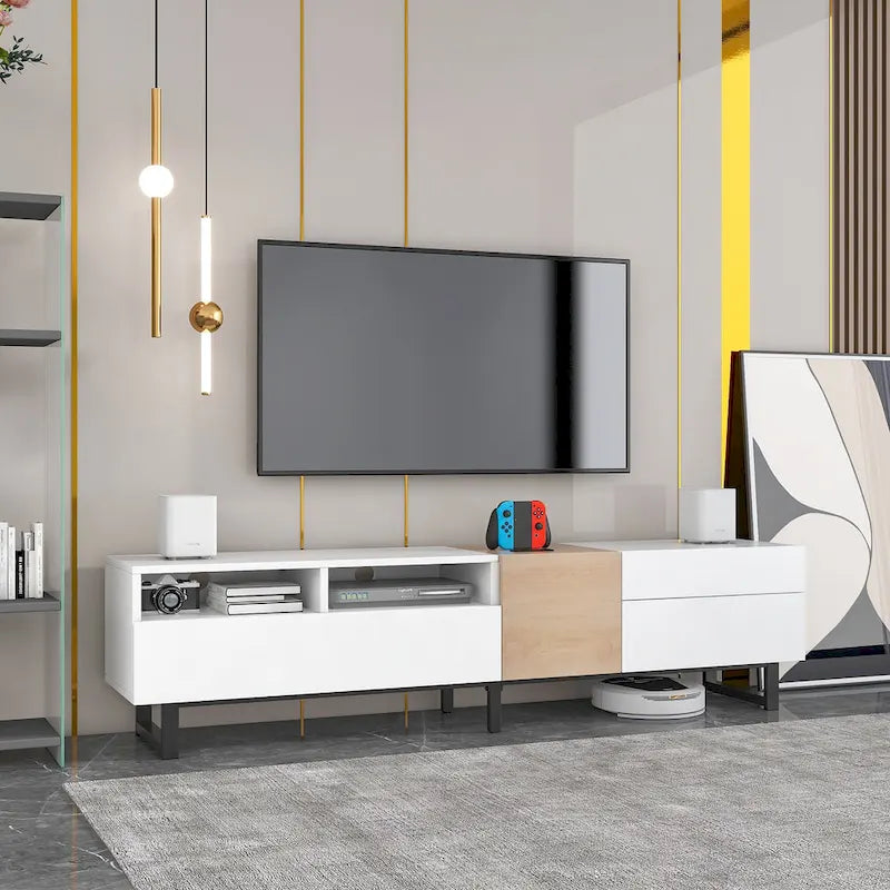 Mueble de TV de 70.9 pulgadas blanco y natural con almacenamiento y puerta abatible para televisores de hasta 80 pulgadas
