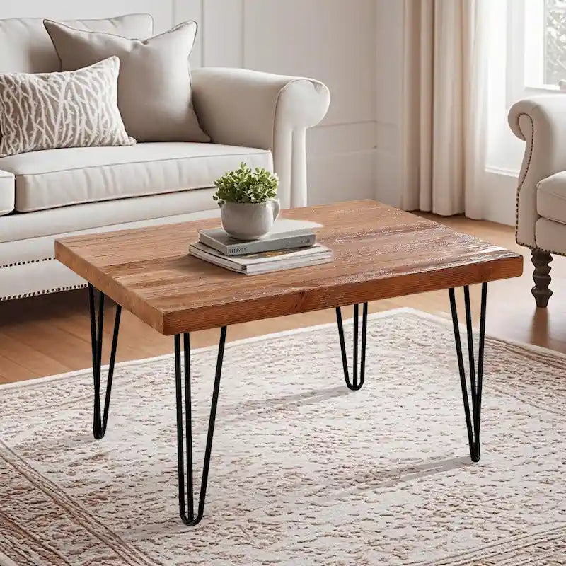 Mesa auxiliar de madera con patas de hierro