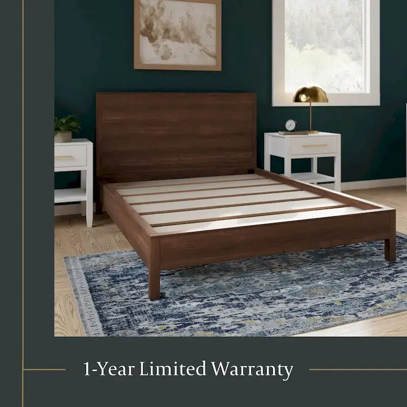 Cama de plataforma de madera con cabecero